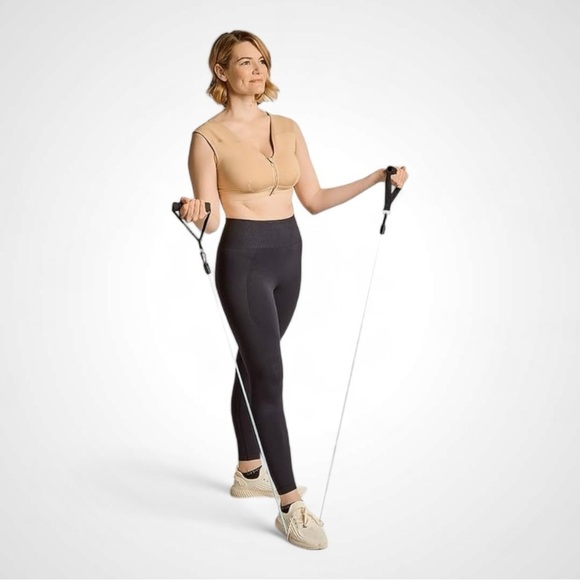 Tommie Copper Zip Up Shoulder Support Bra in Nude NWT - Picture 4 of 5